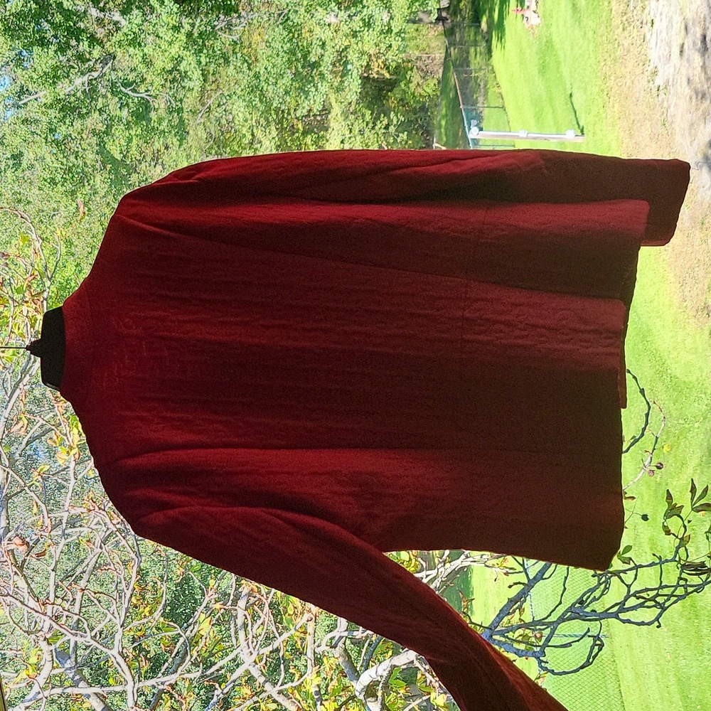 Red jacket - Picture 2 of 4